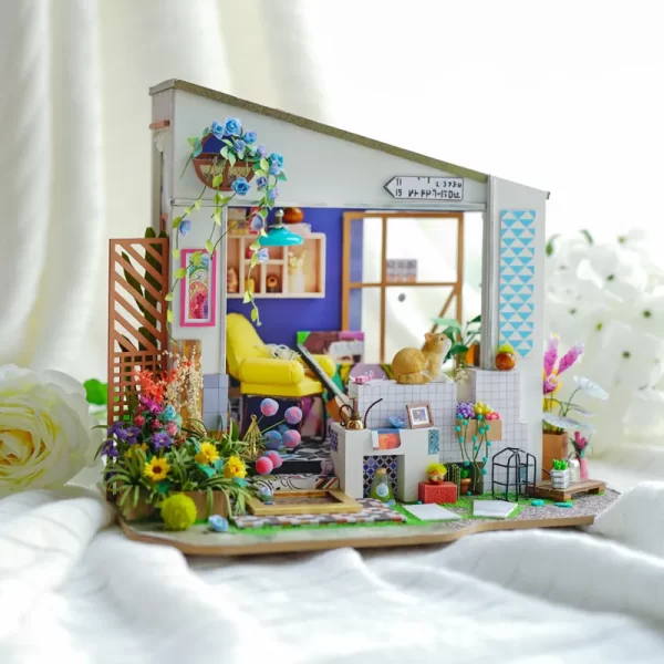 Shtëpi kukullash në miniaturë Rolife Lily's Porch DIY me mace 1:20