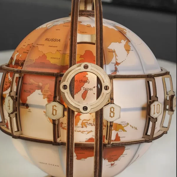 Globi i ndritshëm puzzle 3D druri